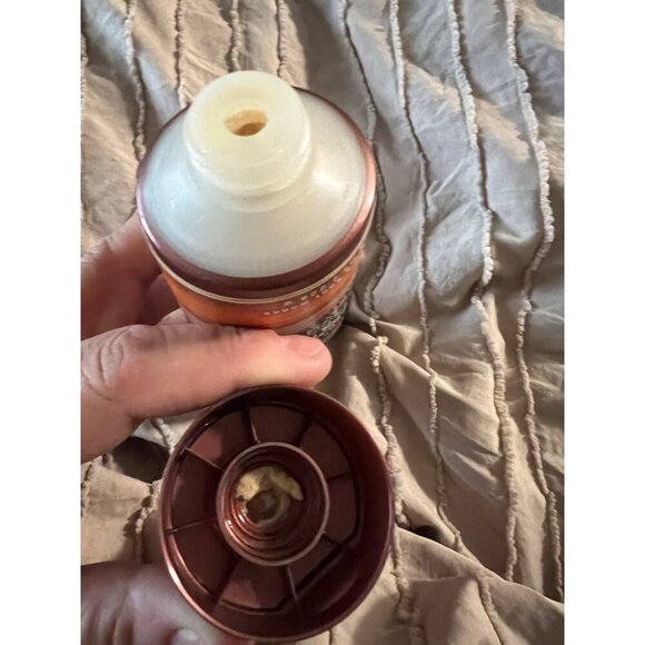 Bath and Body Work Marshmellow Pumpkin Latte Lotion - Picture 3 of 4